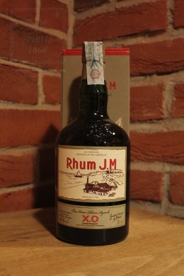 JM Rhum Très Vieux XO 700ml Gift Box - Luxurious Drinks B.V.